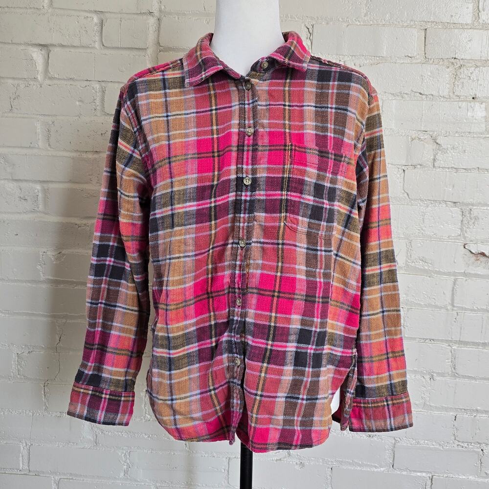 AE Boyfriend Fit Button Down Flannel Shirt Plaid Pink & Brown Casual Cabincore